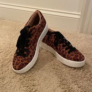 Steve Madden Sneakers